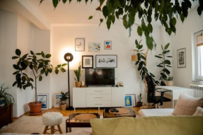 Grand Cozy Apt Close to the Beach
